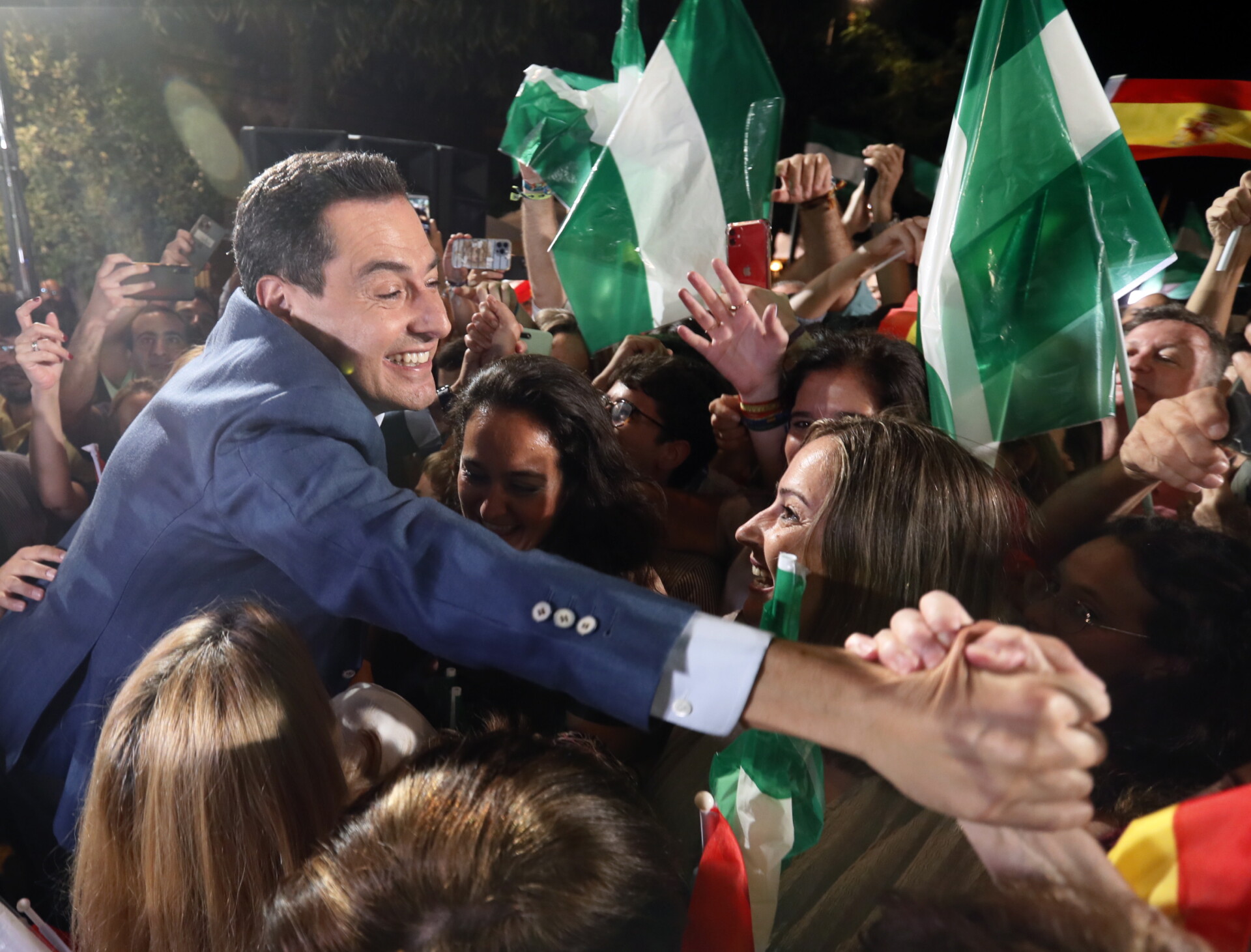 Ισπανία: Ιστορική νίκη της δεξιάς στις περιφερειακές εκλογές στην Ανδαλουσία