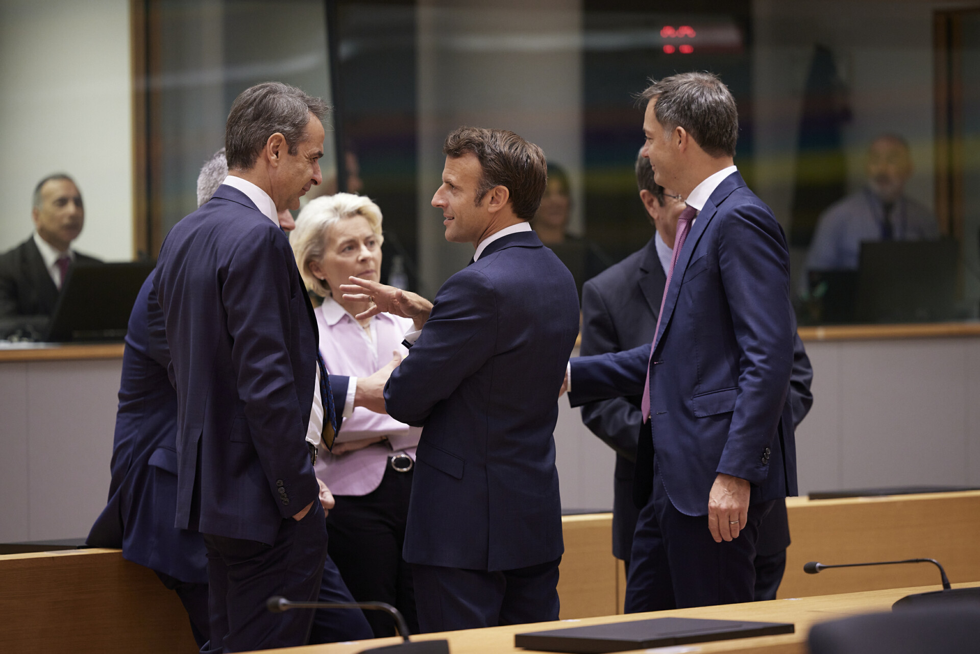 Σύνοδος Κορυφής: Αυστηρό μήνυμα στην Τουρκία
