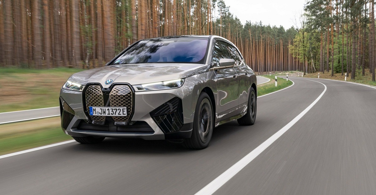 H BMW επενδύει σε εναλλακτικές μπαταρίες με αυξημένη αυτονομία