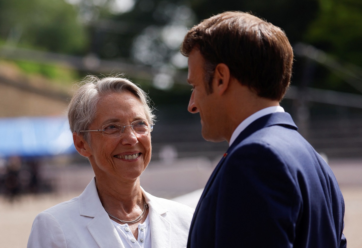 Η πρωθυπουργός της Γαλλίας Ελιζαμπέτ Μπορν © EPA/GONZALO FUENTES / POOL MAXPPP OUT
