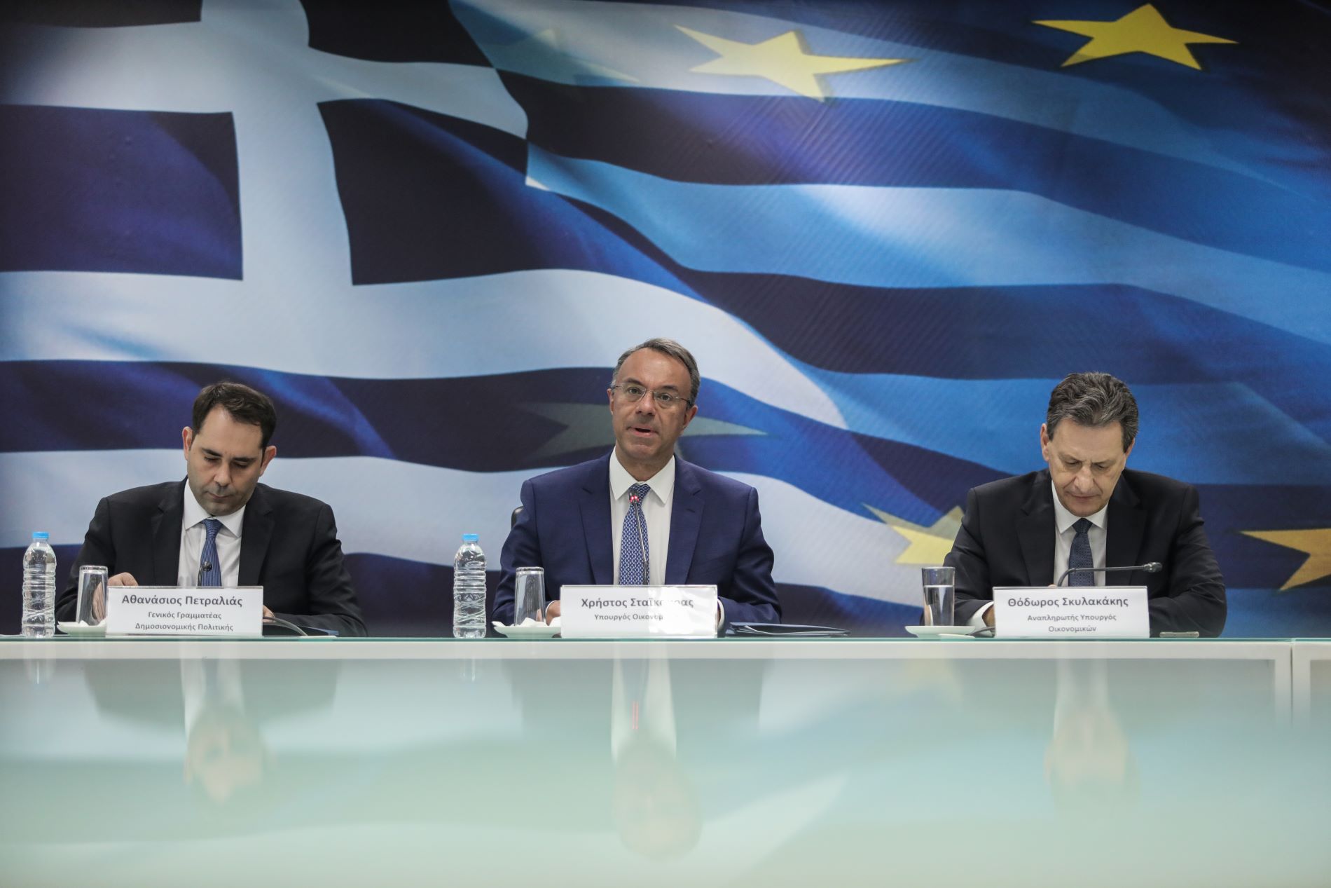 Fuel Pass 2: Επιδότηση και για τα ηλεκτρικά και τα πετρελαιοκίνητα ΙΧ