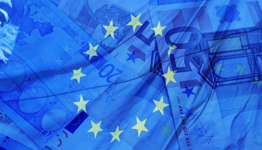 Το υψηλό χρέος καθιστά ευάλωτες Ευρώπη και ΗΠΑ