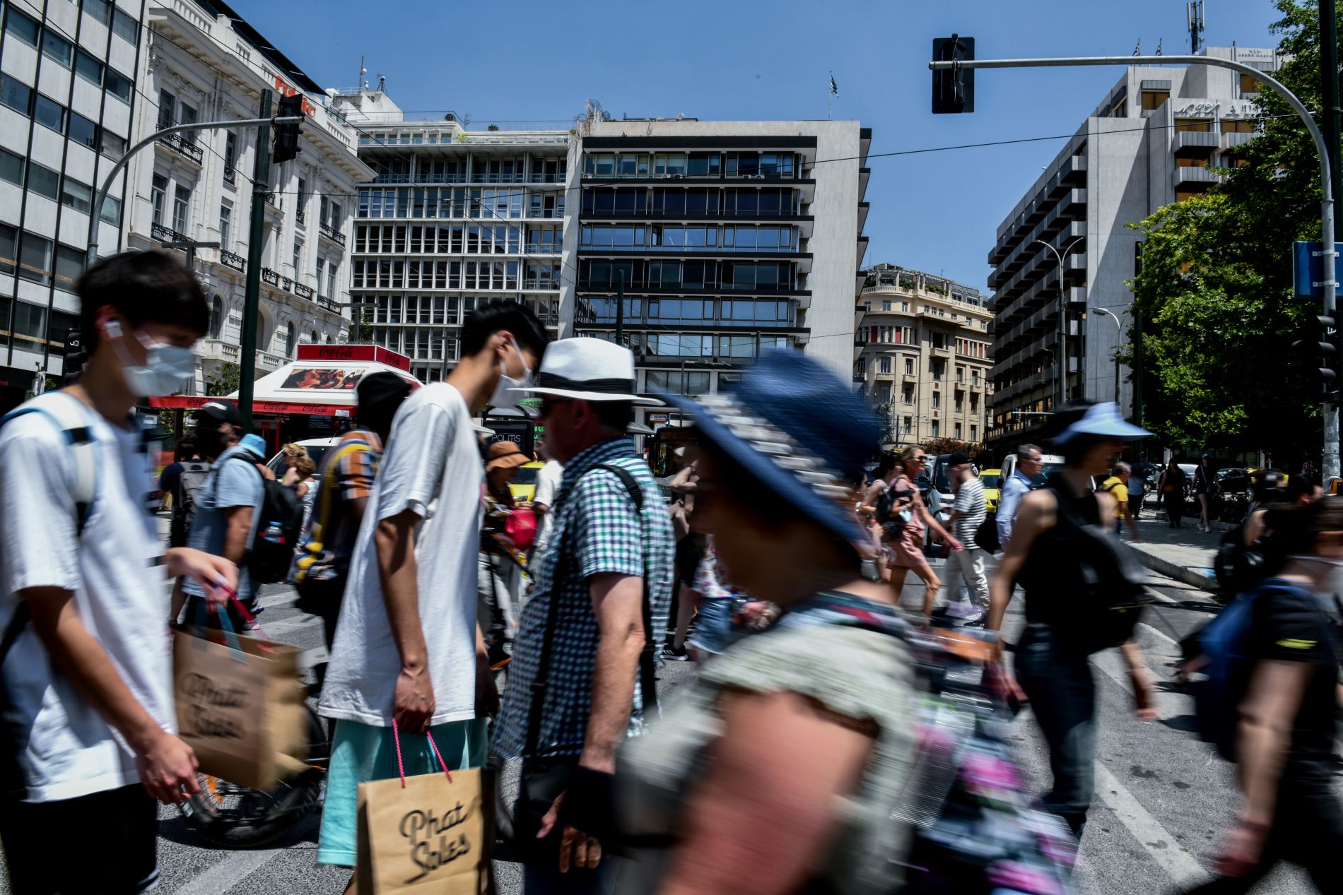 Κόσμος στο Σύνταγμα ©Eurokinissi