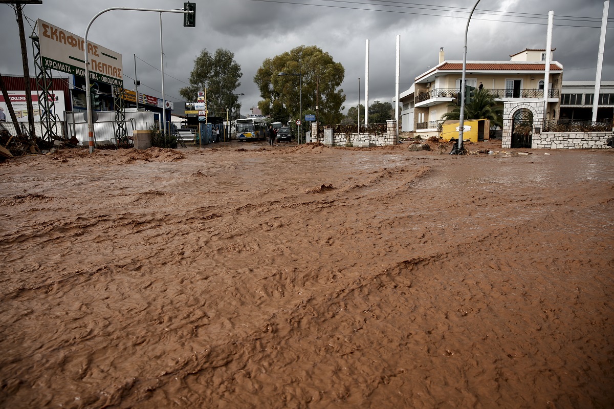 Πλημμύρα στη Μάνδρα ©Eurokinissi