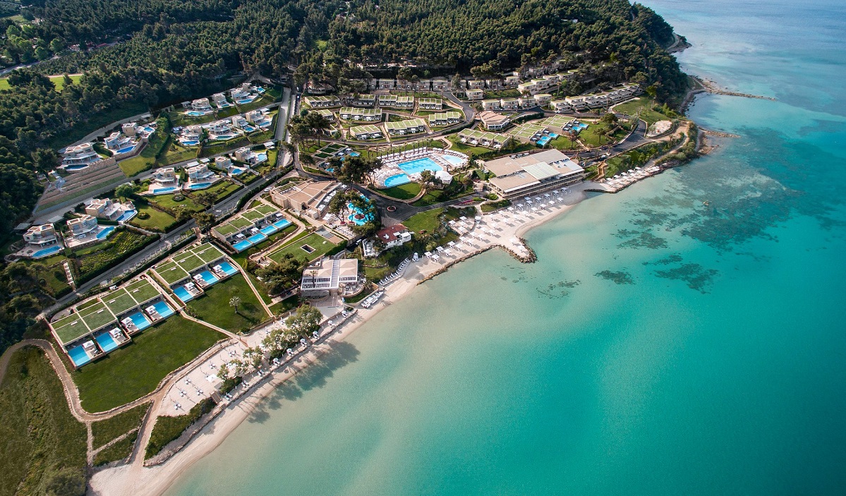 Sani/Ikos: Πάει για ρεκόρ τζίρου και ετοιμάζει βαλίτσες για… Σεϋχέλλες