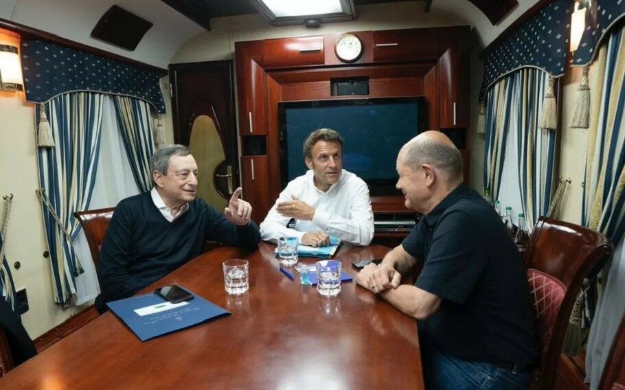 Ουκρανία: Έφθασαν στο Κίεβο οι Μακρόν, Σολτς και Ντράγκι