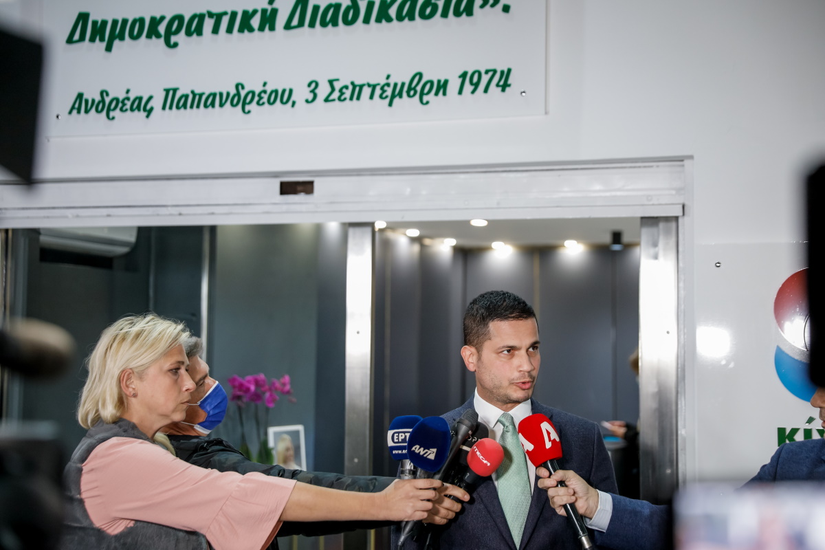 ΠΑΣΟΚ- ΚΙΝΑΛ: Παραιτήθηκε ο Καρανικόλας – Γιατί κατηγορεί Ανδρουλάκη