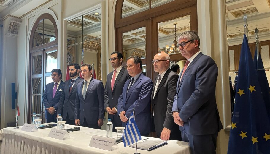 Επιχειρηματικό φόρουμ που διοργανώνει το @GreeceMFA με Υπουργό Βιομηχ.&Υψηλής Τεχνολογίας των ΗΑΕ @twitter.com/YSmyrlis