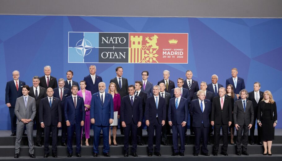 Η «οικογενειακή φωτογραφία» στη Σύνοδο Κορυφής του ΝΑΤΟ στη Μαδρίτη ©Eurokinissi