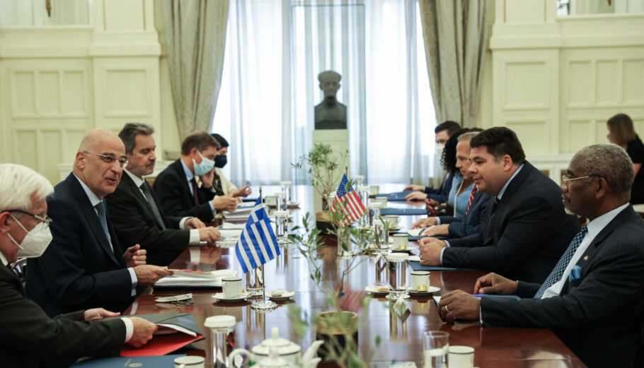 Συνάντηση του υπουργού Εξωτερικών, Νίκου Δένδια, με αντιπροσωπεία μελών της Επιτροπής Εξωτερικών Υποθέσεων της Βουλής των Αντιπροσώπων των Η.Π.Α © Ευρωκίνηση