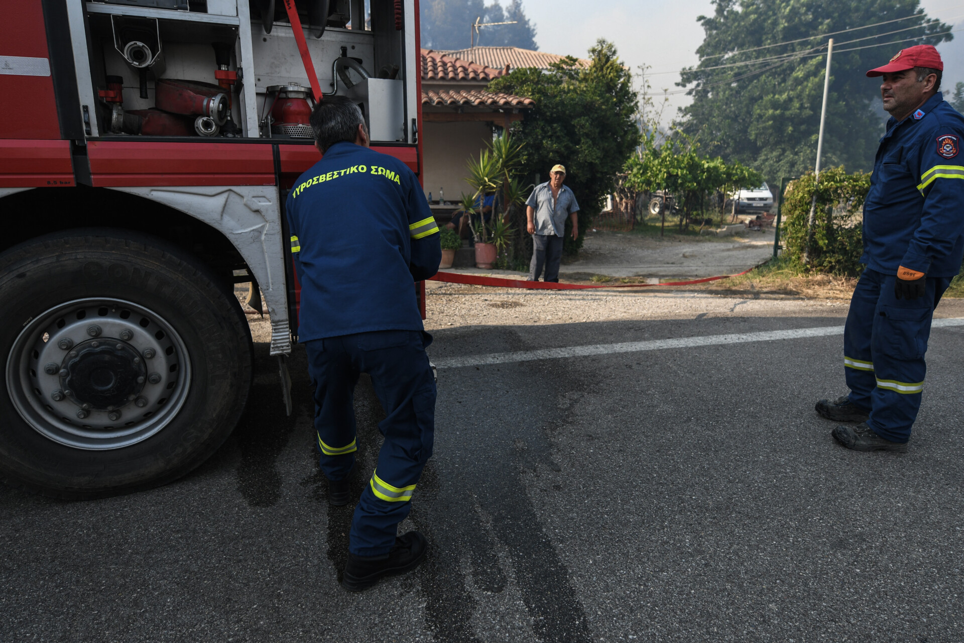 Φωτιές: Καλύτερη η εικόνα σε Λέσβο και Ηλεία – Μία ενεργή εστία στη Δαδιά