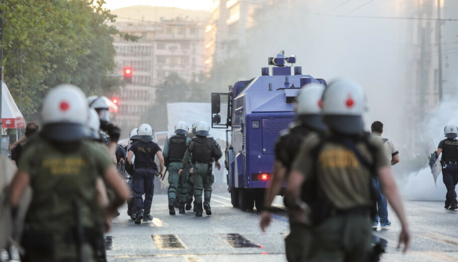 Επεισόδια στην Αθήνα © ΓΙΑΝΝΗΣ ΠΑΝΑΓΟΠΟΥΛΟΣ/EUROKINISSI