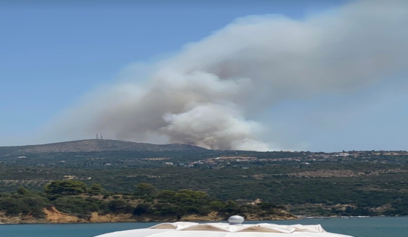 Φωτιά στο Ακριτοχώρι Μεσσηνίας ©Messinialive.gr