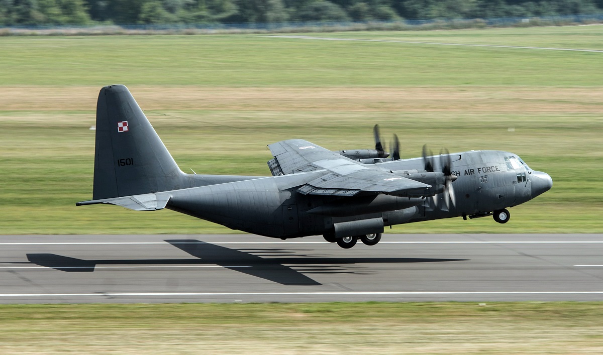 C-130© EPA/TOMASZ KORYSZKO POLAND OUT