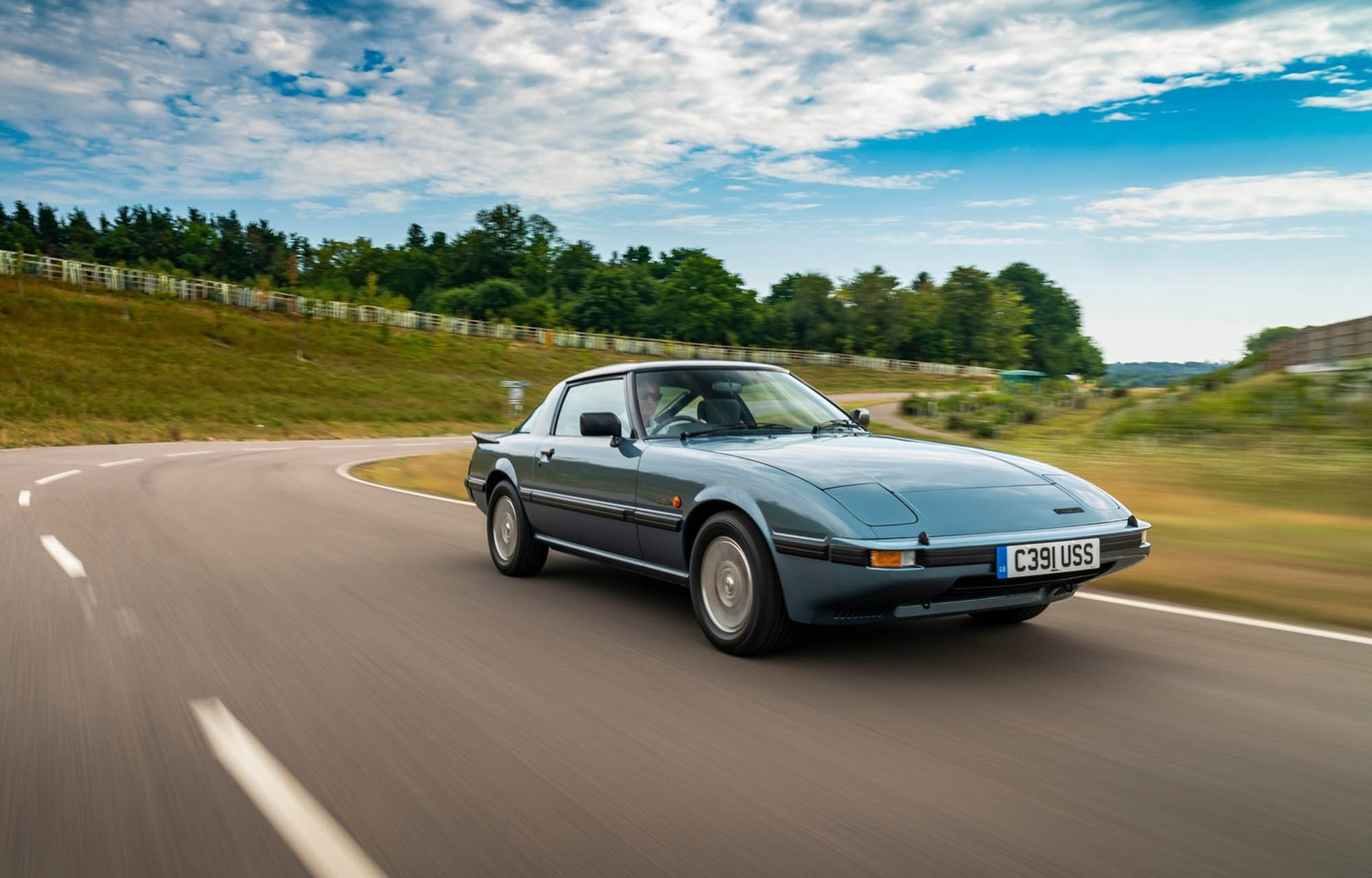 Mazda RX-7: Ο θρύλος με τον περιστροφικό κινητήρα