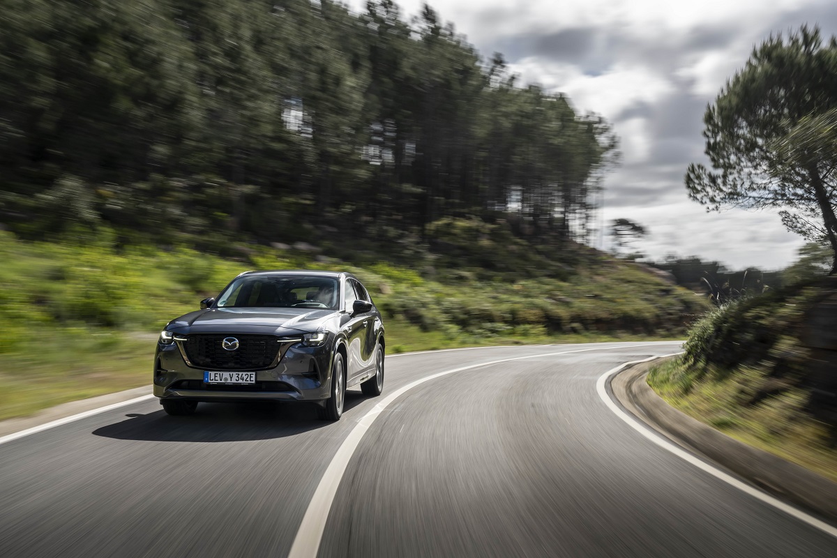 Νέες ήπιες υβριδικές diesel εκδόσεις για το Mazda CX-60