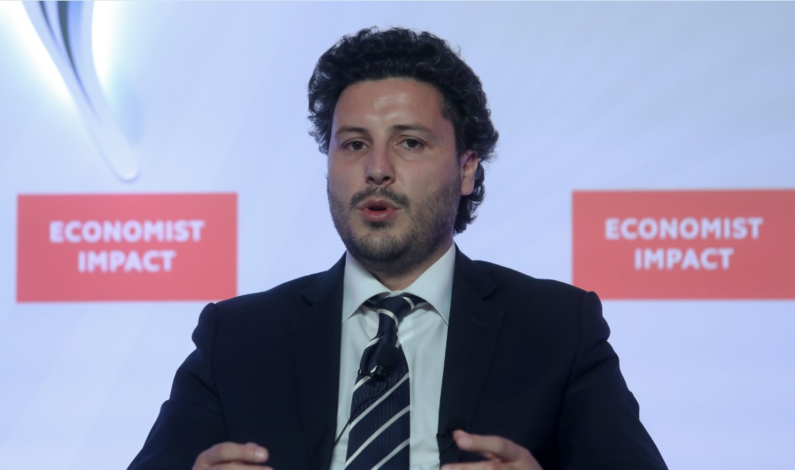 Αμπάζοβιτς: Να παραμείνει ζωντανή η ιδέα της ευρωπαϊκής διεύρυνσης