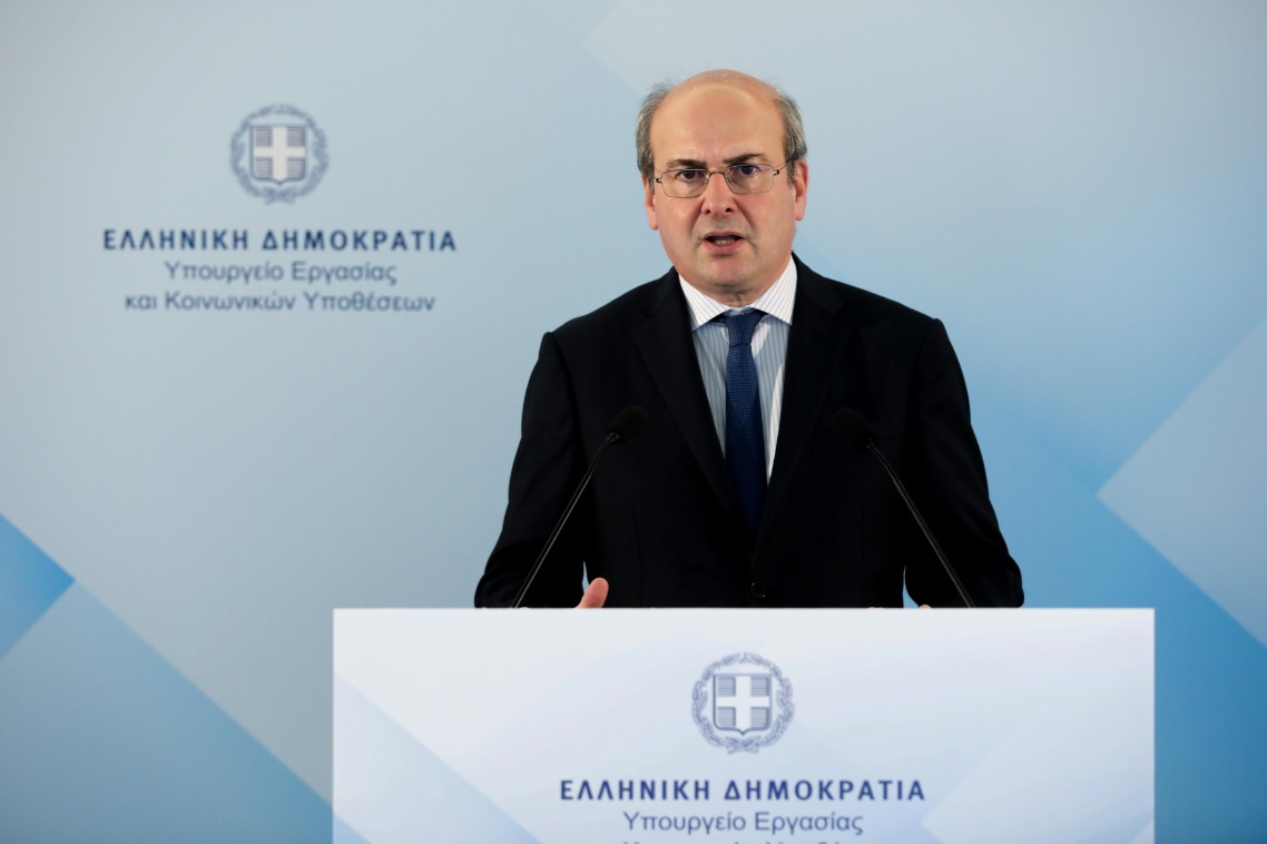 Χατζηδάκης: Το 2023 οι συζητήσεις για νέα αύξηση στον κατώτατο μισθό