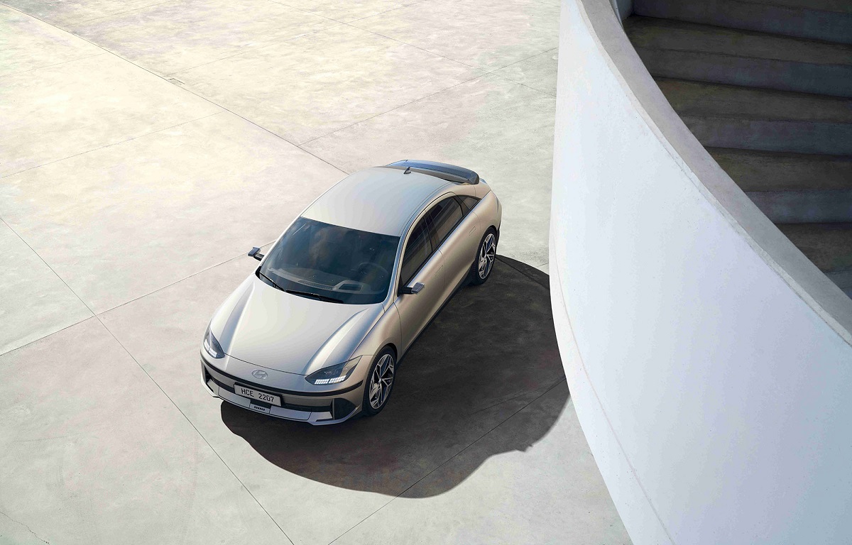 Με αυτονομία έως και 610 χλμ. το νέο Hyundai Ioniq 6