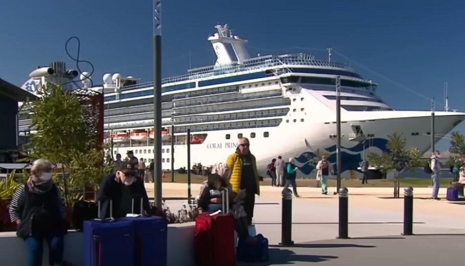 Πάνω από 100 άνθρωποι στο κρουαζιερόπλοιο Coral Princess, επιβεβαιώθηκε πως μολύνθηκαν από τον SARS-CoV-2 © Πάνω από 100 άνθρωποι στο κρουαζιερόπλοιο Coral Princess, επιβεβαιώθηκε πως μολύνθηκαν από τον SARS-CoV-2 © Πάνω από 100 άνθρωποι στο κρουαζιερόπλοιο Coral Princess, επιβεβαιώθηκε πως μολύνθηκαν από τον SARS-CoV-2 © Πάνω από 100 άνθρωποι στο κρουαζιερόπλοιο Coral Princess, επιβεβαιώθηκε πως μολύνθηκαν από τον SARS-CoV-2 © youtube