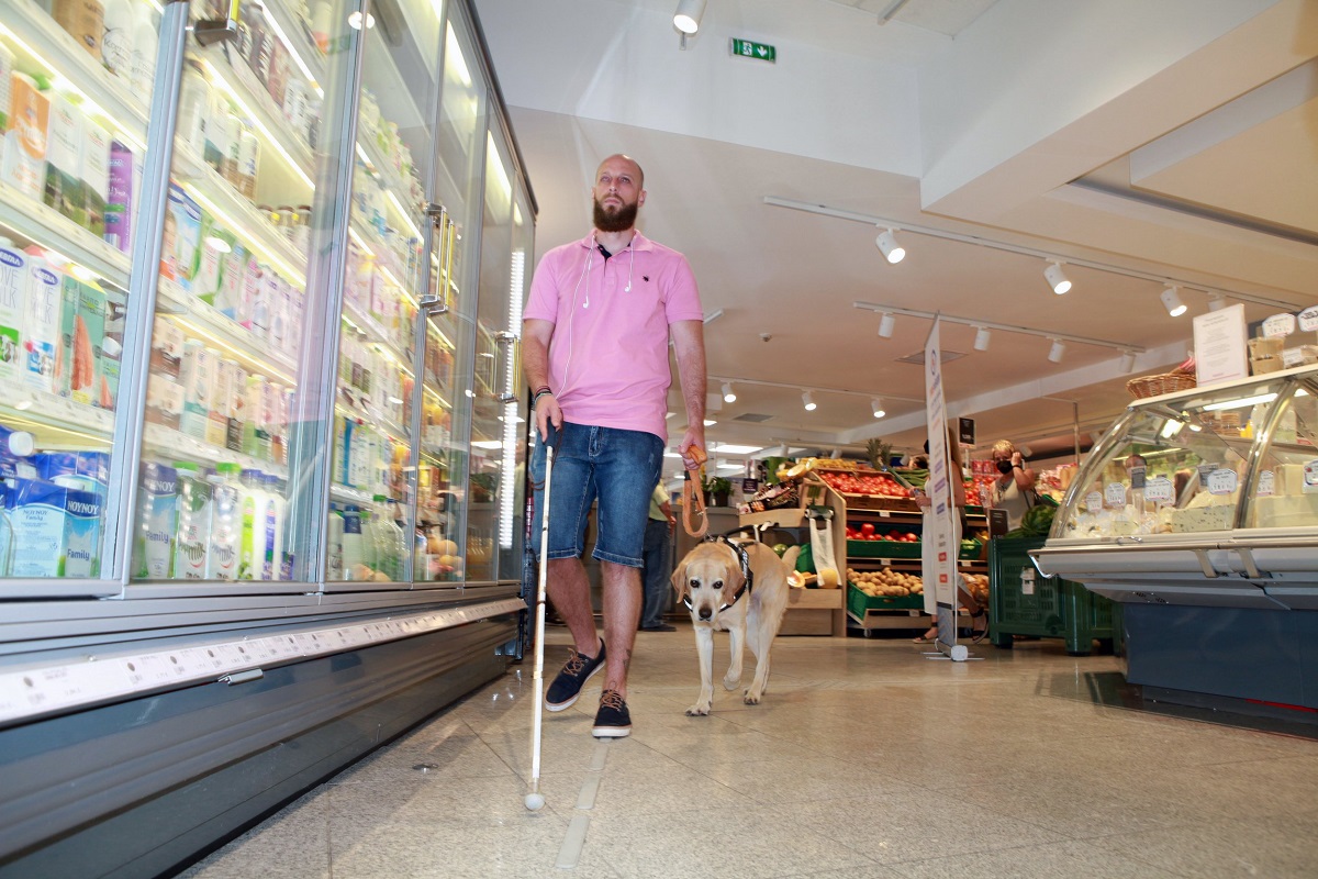 Το πρώτο σουπερμάρκετ στην Ελλάδα φιλικό για άτομα με οπτική αναπηρία © Μασούτης 