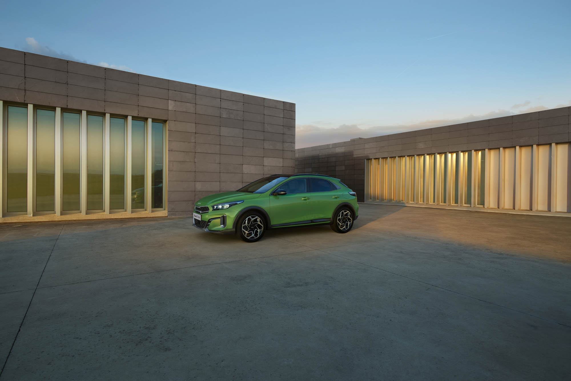 Νέο Kia XCeed με εκδόσεις βενζίνης και Plug-in hybrid