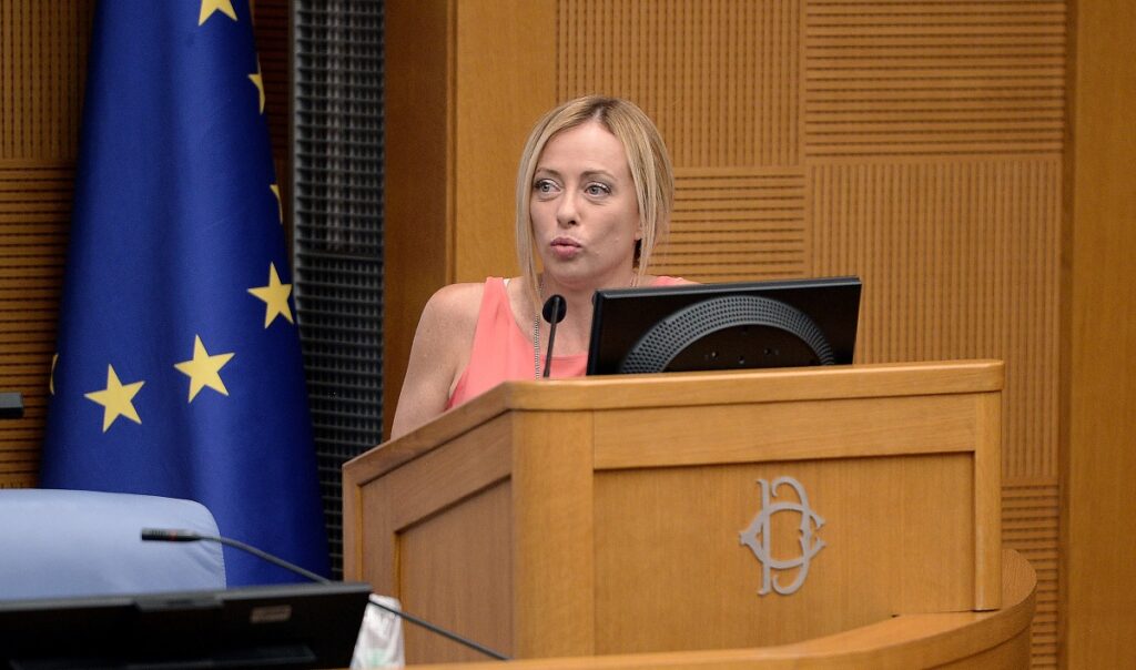 Μελόνι: Οι Ιταλοί και η Ιταλία πρέπει να ξαναρχίσουν να τρέχουν μαζί