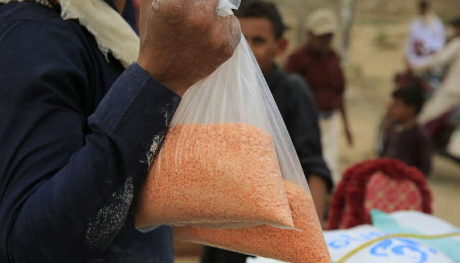 Η επισιτιστική κρίση εξαπλώνεται παγκοσμίως © EPA/YAHYA ARHAB