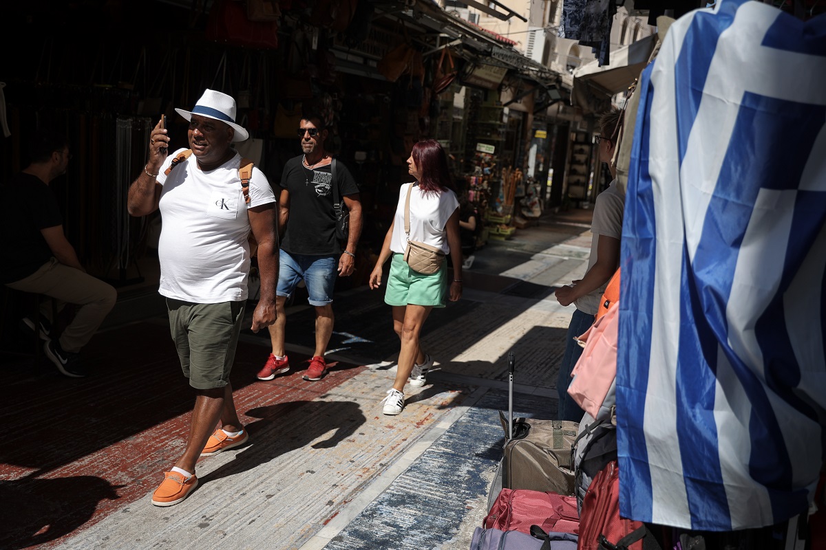 Ιικό φορτίο: Αυξητικές τάσεις σε Αττική – Πτωτικές σε Θεσσαλονίκη
