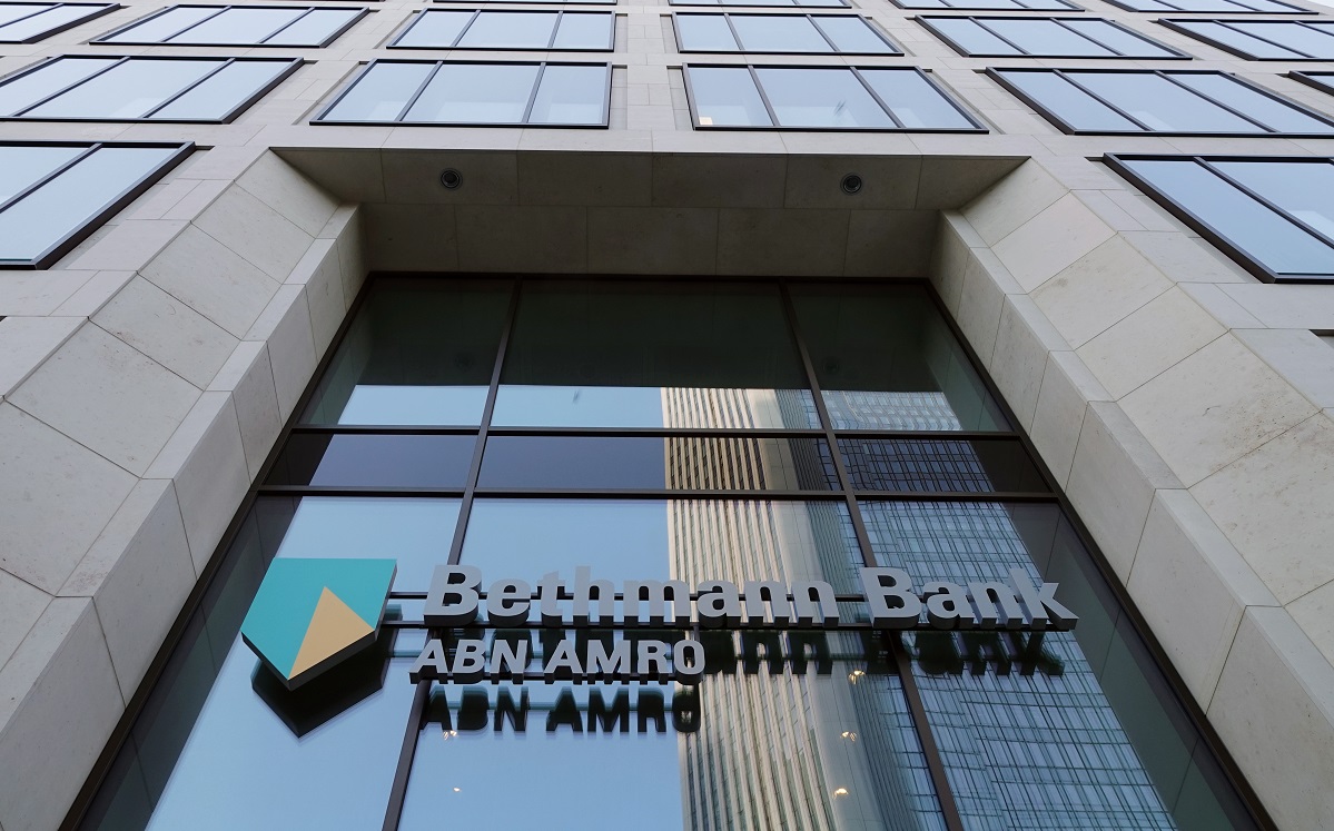ABN Amro: Άλμα 21% στα καθαρά κέρδη β’ τριμήνου
