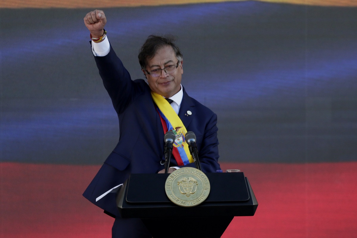 Ο πρώτος αριστερός πρόεδρος της Κολομβίας Γουστάβο Πέτρο.© EPA/Carlos Ortega