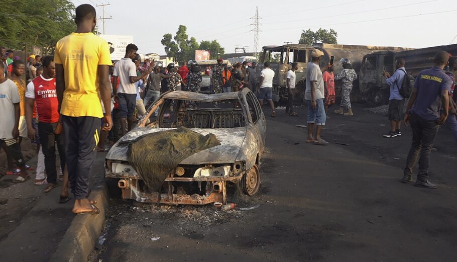 Διαδηλώσεις στη Σιέρα Λεόνε © EPA/MOHAMED