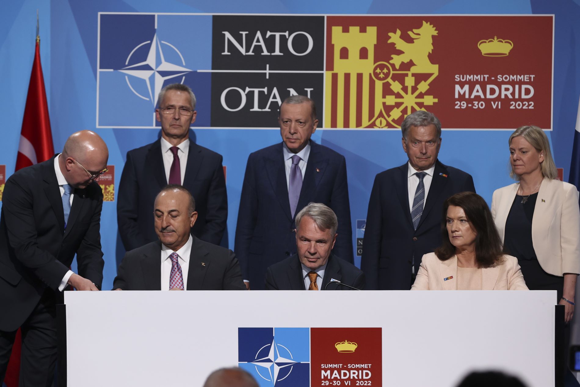 ΝΑΤΟ: Συνάντηση Φινλανδίας, Σουηδίας, Τουρκίας στο Ελσίνκι