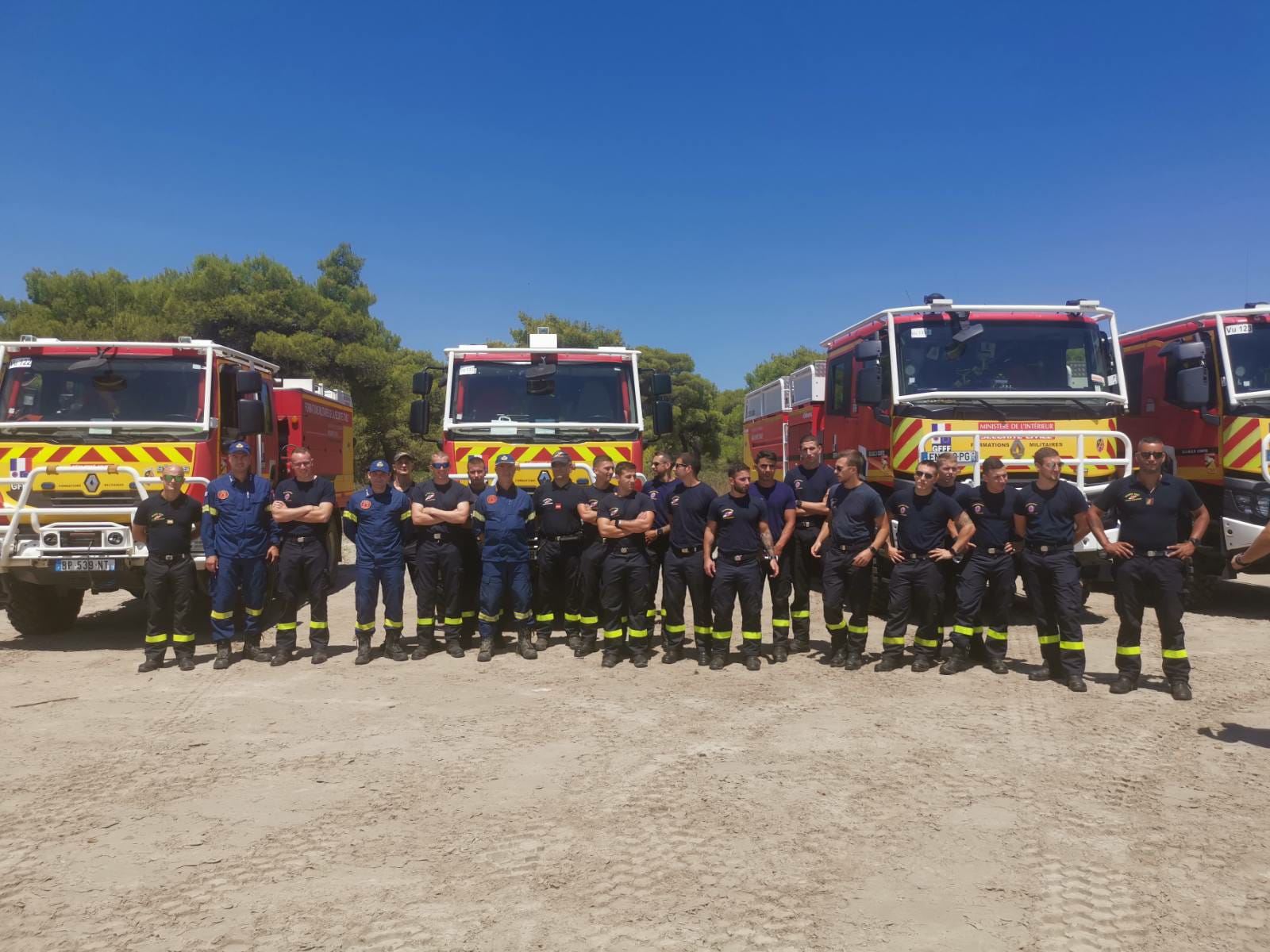 Ο επικεφαλής των Γάλλων πυροσβεστών, Σιλβέν Σεβάλ © ΑΠΕ-ΜΠΕ