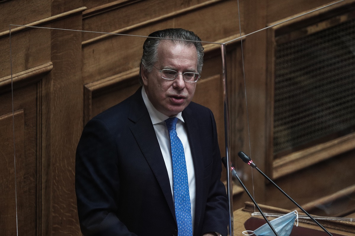 Κουμουτσάκος: Μας χωρίζει χάσμα με ΣΥΡΙΖΑ – Ελληνική Λύση