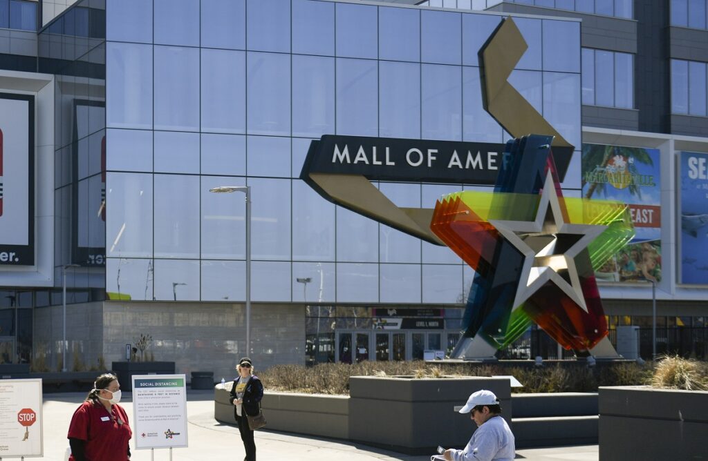 ΗΠΑ: Πανικός λόγω πυροβολισμών στο μεγαλύτερο εμπορικό κέντρο