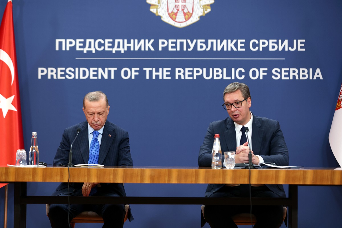Συνάντηση Βούτσιτς – Ερντογάν: Στο επίκεντρο Βοσνία, Κόσοβο, Ουκρανία