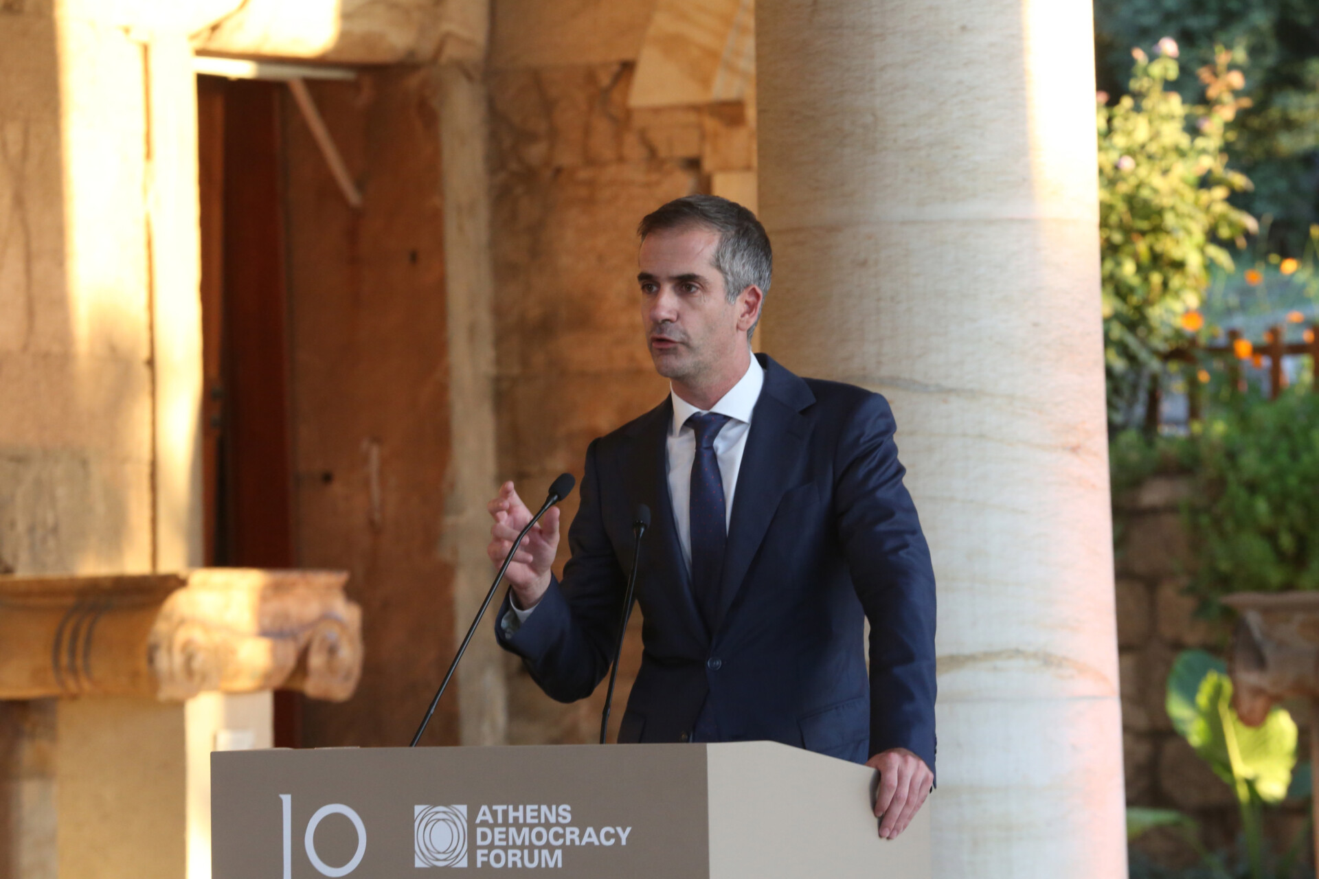 Μπακογιάννης: Απαντάμε στην ακρίβεια με μαχαίρι στα δημοτικά τέλη