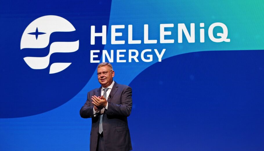 Ο Διευθύνων Σύμβουλος της HELLENiQ ENERGY κ. Ανδρέας Σιάμισιης, κατά την παρουσίαση της νέας εταιρικής ταυτότητας του Ομίλου@ΔΤ
