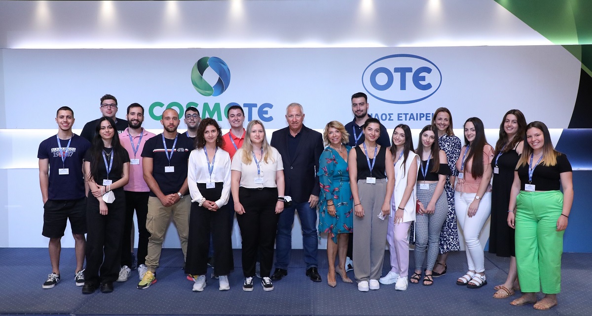 Εργασιακή εμπειρία στον Όμιλο ΟΤΕ για 20 υπότροφους COSMOTE