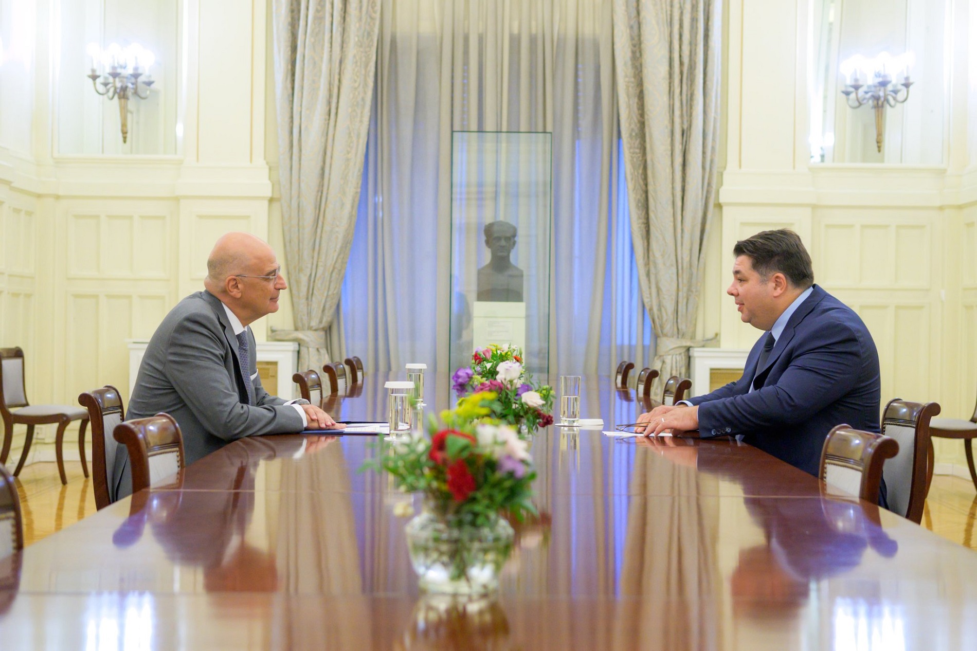 Συνάντηση Δένδια – Τσούνη στο υπουργείο Εξωτερικών