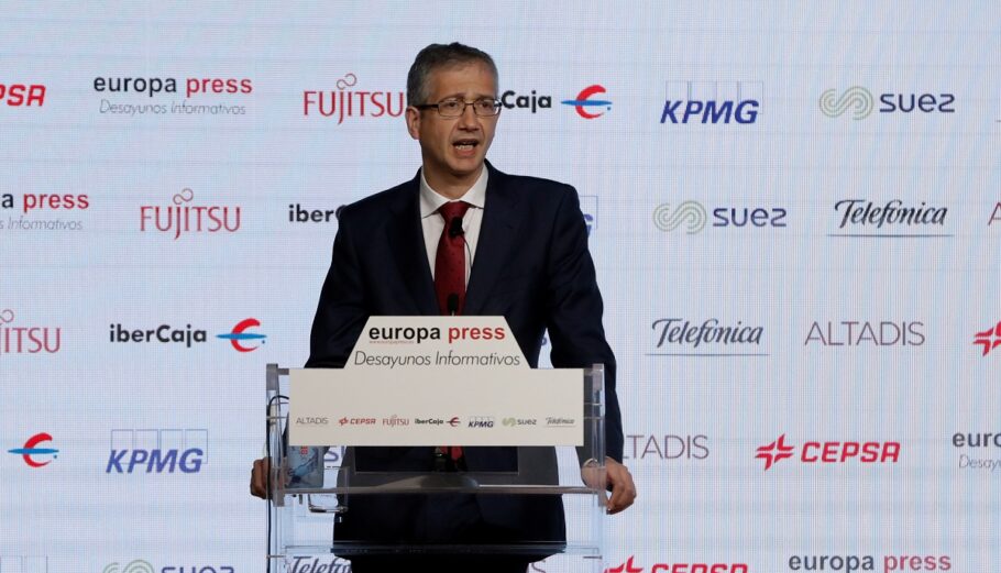 Ο Διοικητής της Ισπανικής Κεντρικής Τράπεζας Πάμπλο Ερνάντεζ ντε Κος © EPA/J.J. Guillen