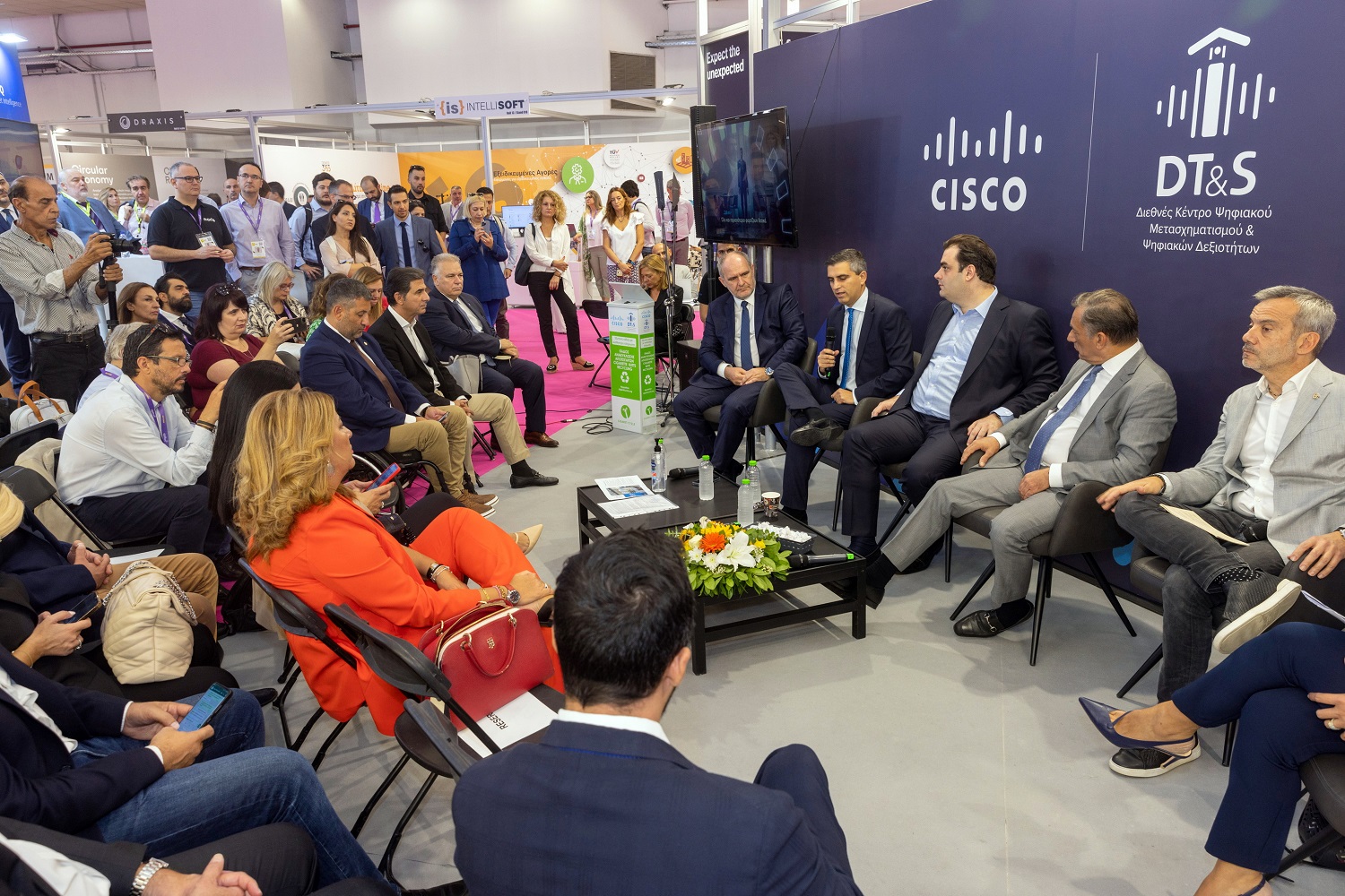 Cisco: Επενδύει 10 εκατ. στη Θεσσαλονίκη – Δημιουργεί δίκτυο Κέντρων Καινοτομίας