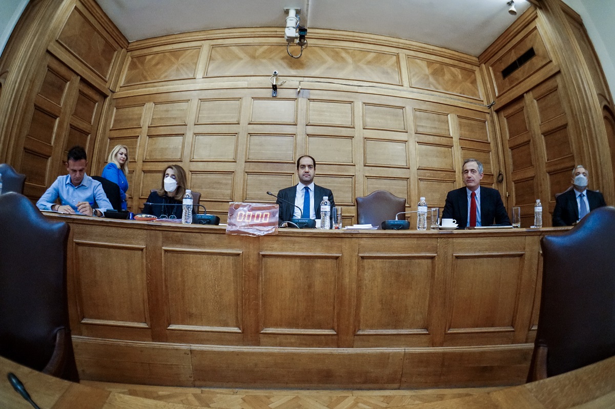 Βουλή – Υποκλοπές: Τι κατέθεσε ο πρώην διοικητής της ΕΥΠ Γ. Ρουμπάτης