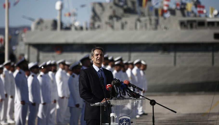Ο πρωθυπουργός Κυριάκος Μητσοτάκης, μιλάει στην τελετή ονοματοδοσίας της νέας πυραυλακάτου του Πολεμικού Ναυτικού «Υποπλοίαρχος Βλαχάκος», στον Σκαραμαγκά @ΑΠΕ
