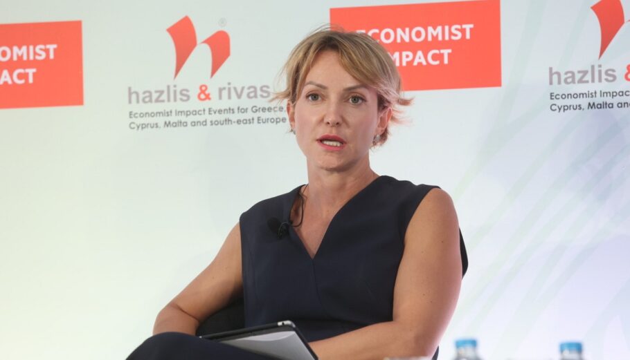 Η γγ του ΥΠΕΝ Αλεξάνδρα Σδούκου ©facebook.com/EconomistImpactSEEuropeEvents/photos