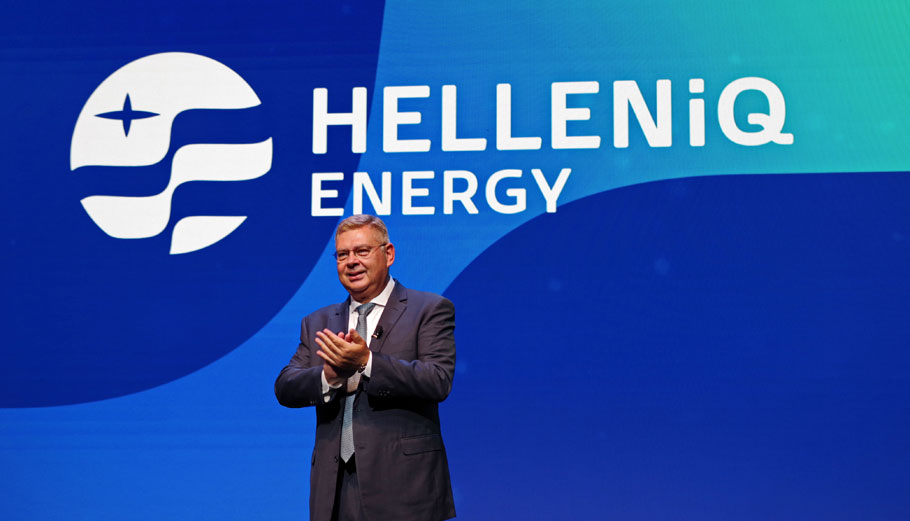 O CEO Ανδρέας Σιάμισιης κατά την παρουσίαση της HelleniQ Energy © ΔΤ