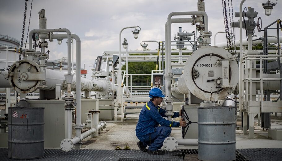 Ο αγωγός πετρελαίου Druzhba στην Πολωνία© EPA/MARTIN DIVISEK