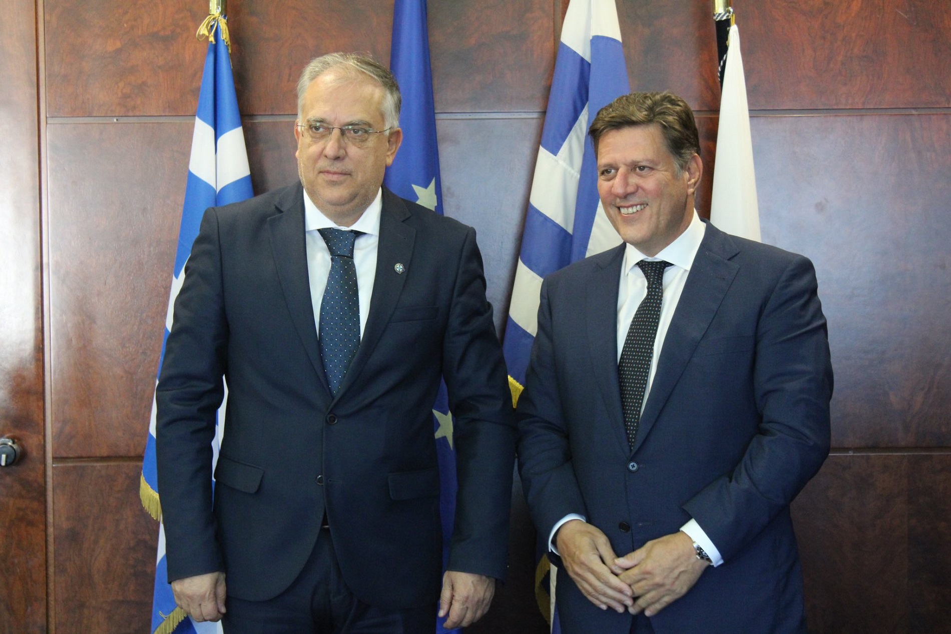 Συνάντηση Θεοδωρικάκου – Βαρβιτσιώτη για μεταναστευτικό και αστυνόμευση