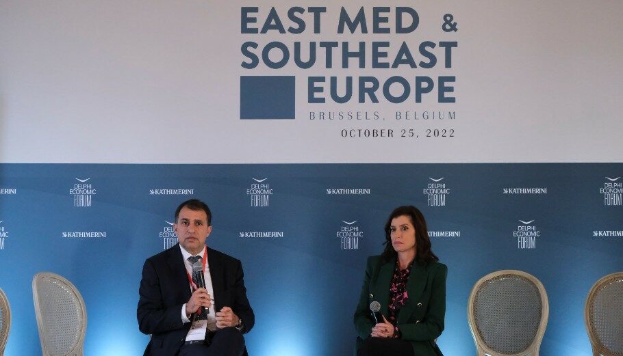 Χαΐμ Ρεγκέβ, Πρέσβης, Επικεφαλής της Αποστολής του Ισραήλ στην ΕΕ και η Ευρωβουλευτής, Άννα Μισέλ Ασημακοπούλου © Οικονομικό Φόρουμ των Δελφών